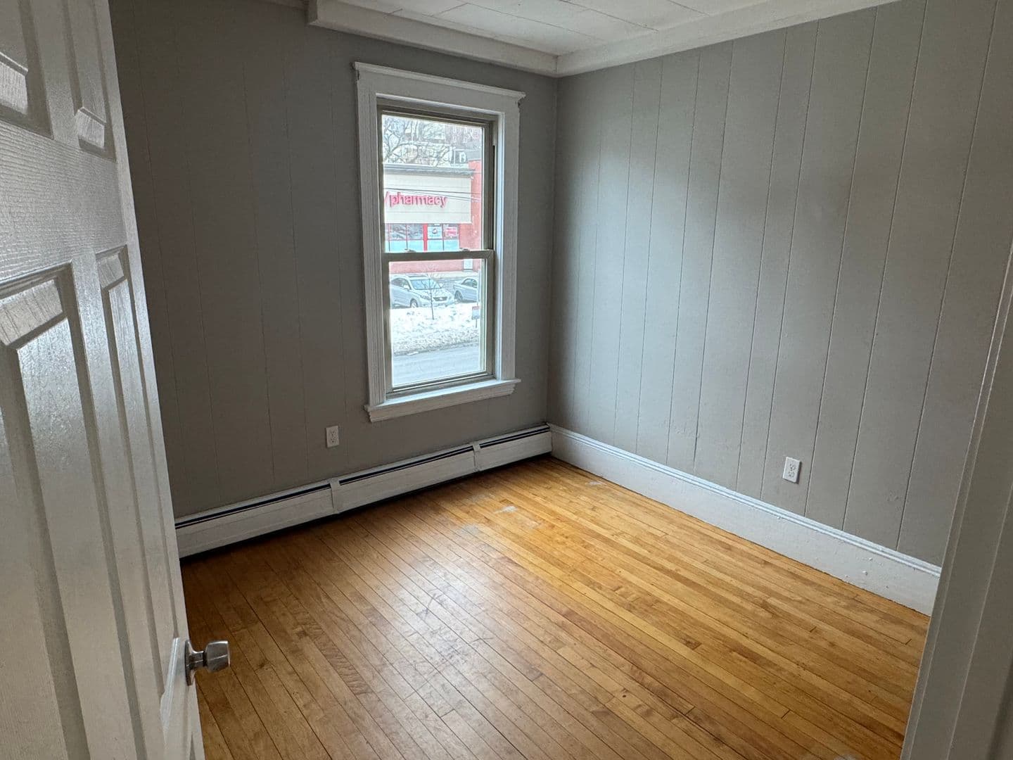 Haverhill Apartment: 135 Lafayette square