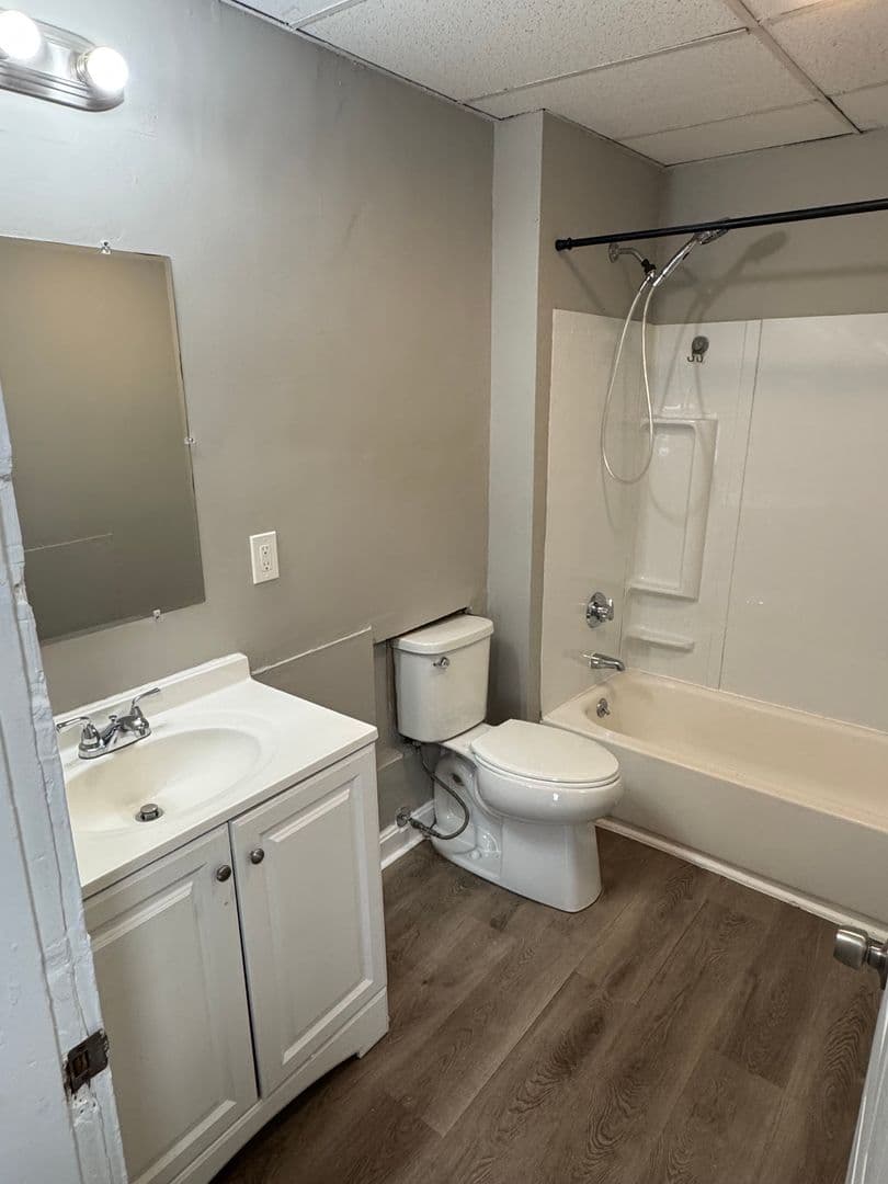 Haverhill Apartment: 135 Lafayette square