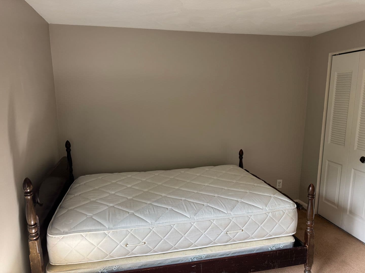 Tyngsboro Condo: 10 Village Lane, unit 9