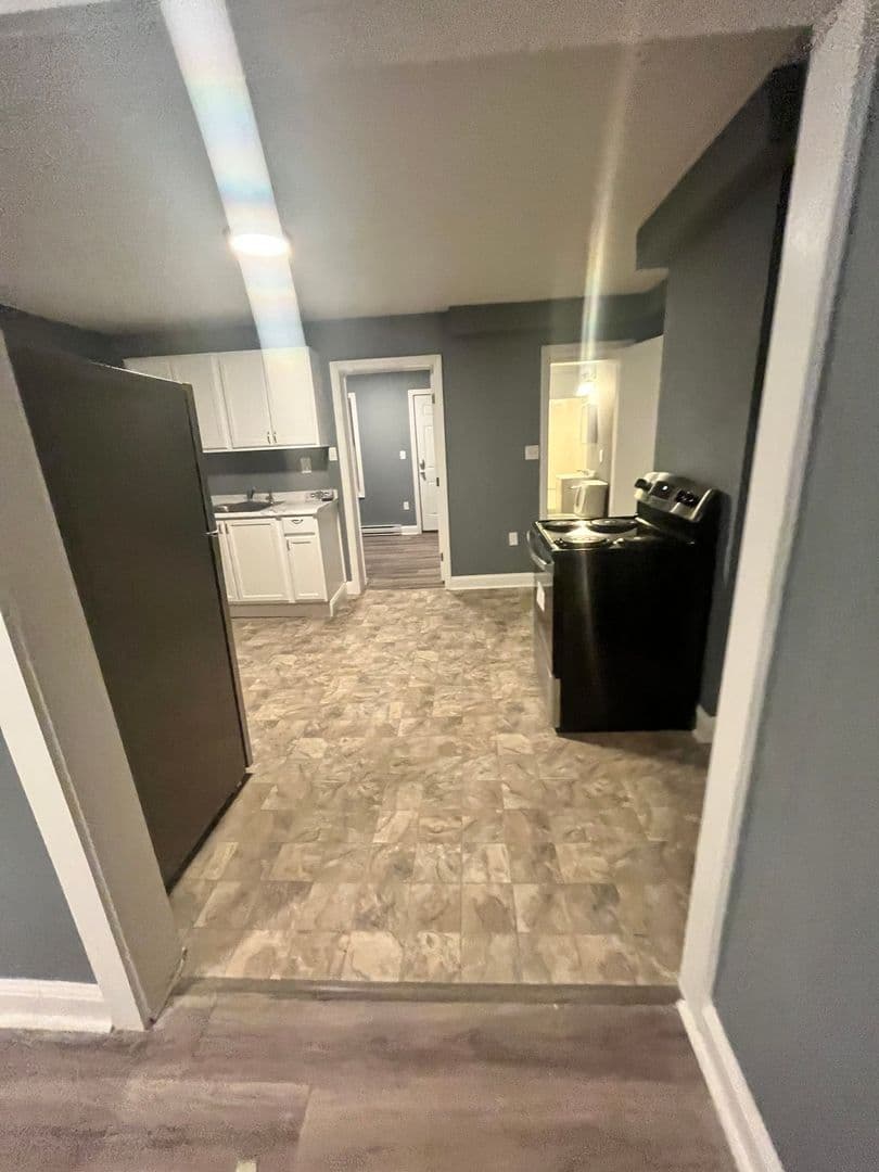 Lowell Apartment: 464 Central Street