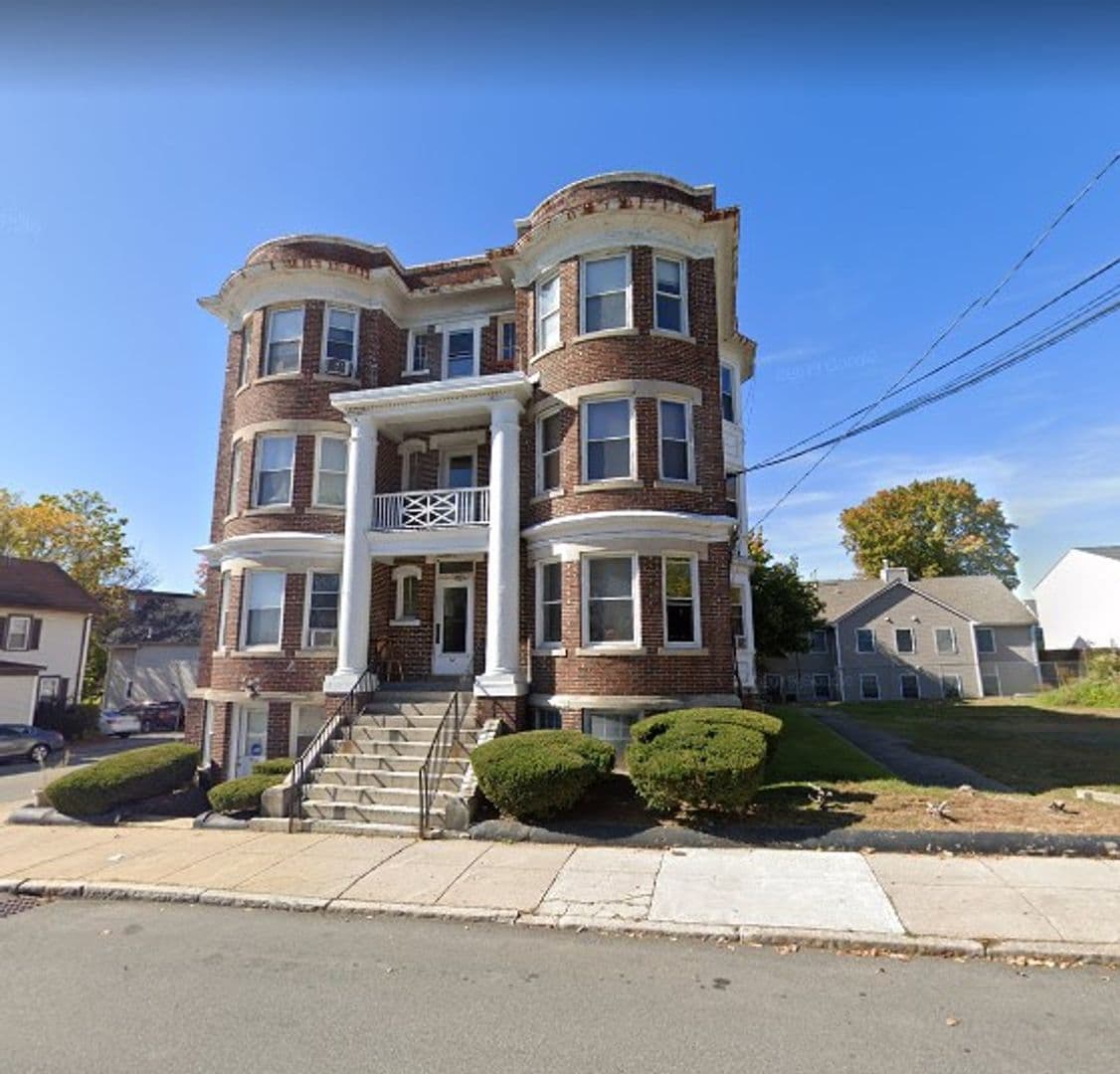 Haverhill Apartment: 90 Emerson Street