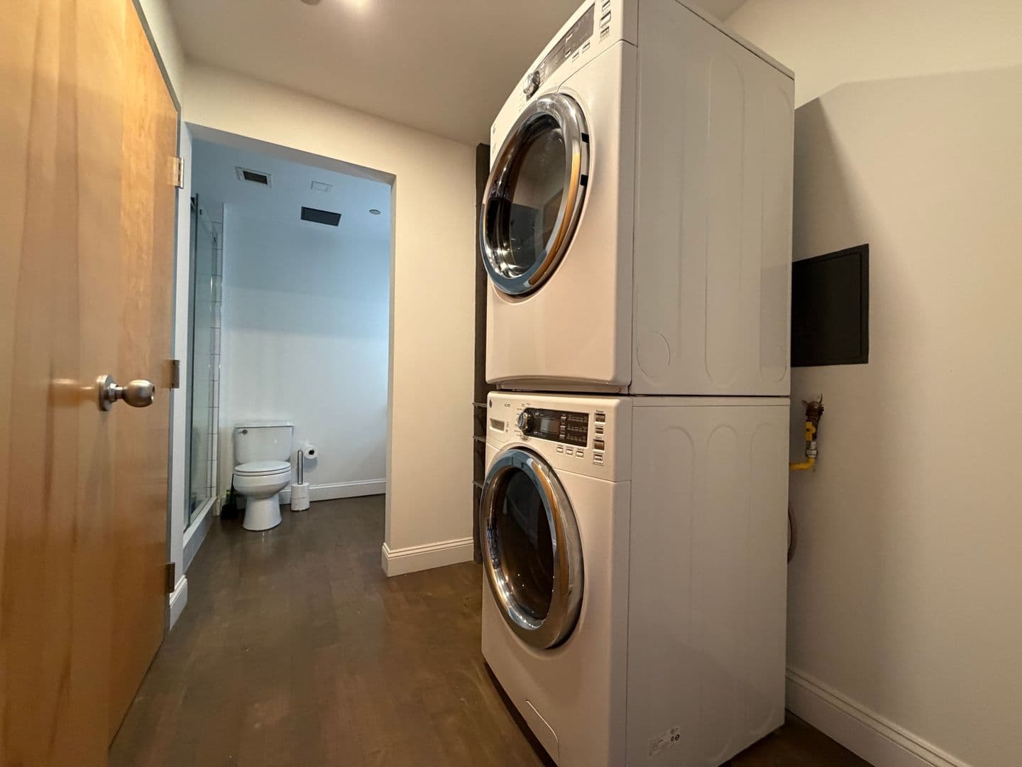 Boston Condo: 21 Wormwood St Unit 621
