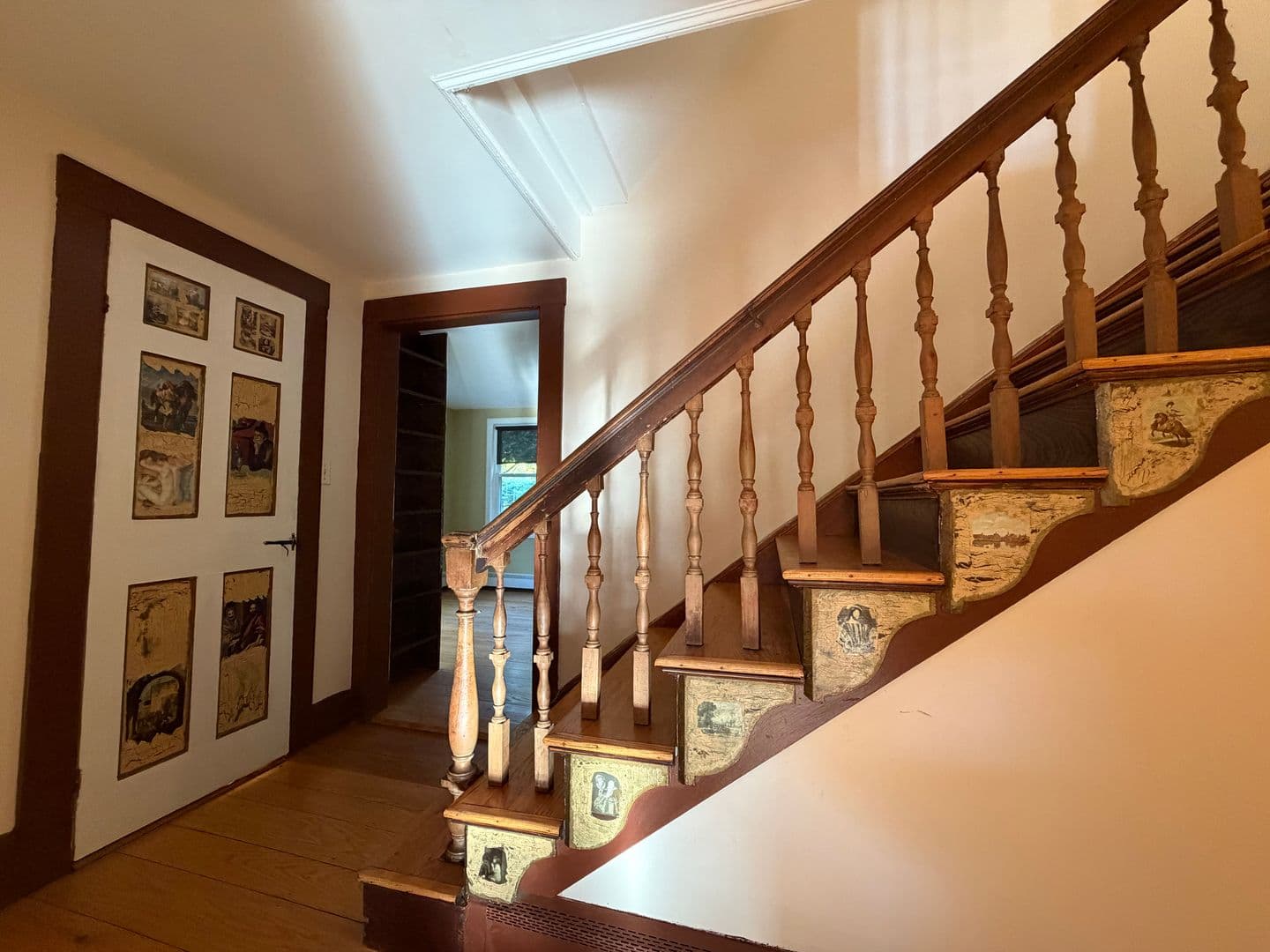 Haverhill House: 1281 Boston Road