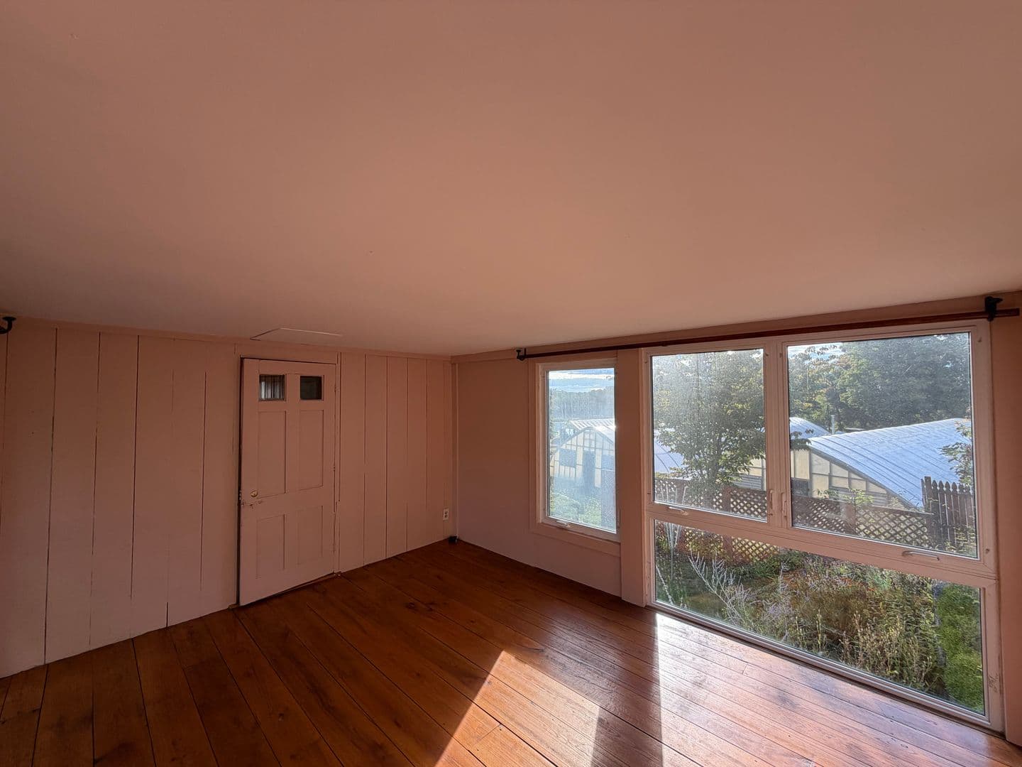 Haverhill House: 1281 Boston Road