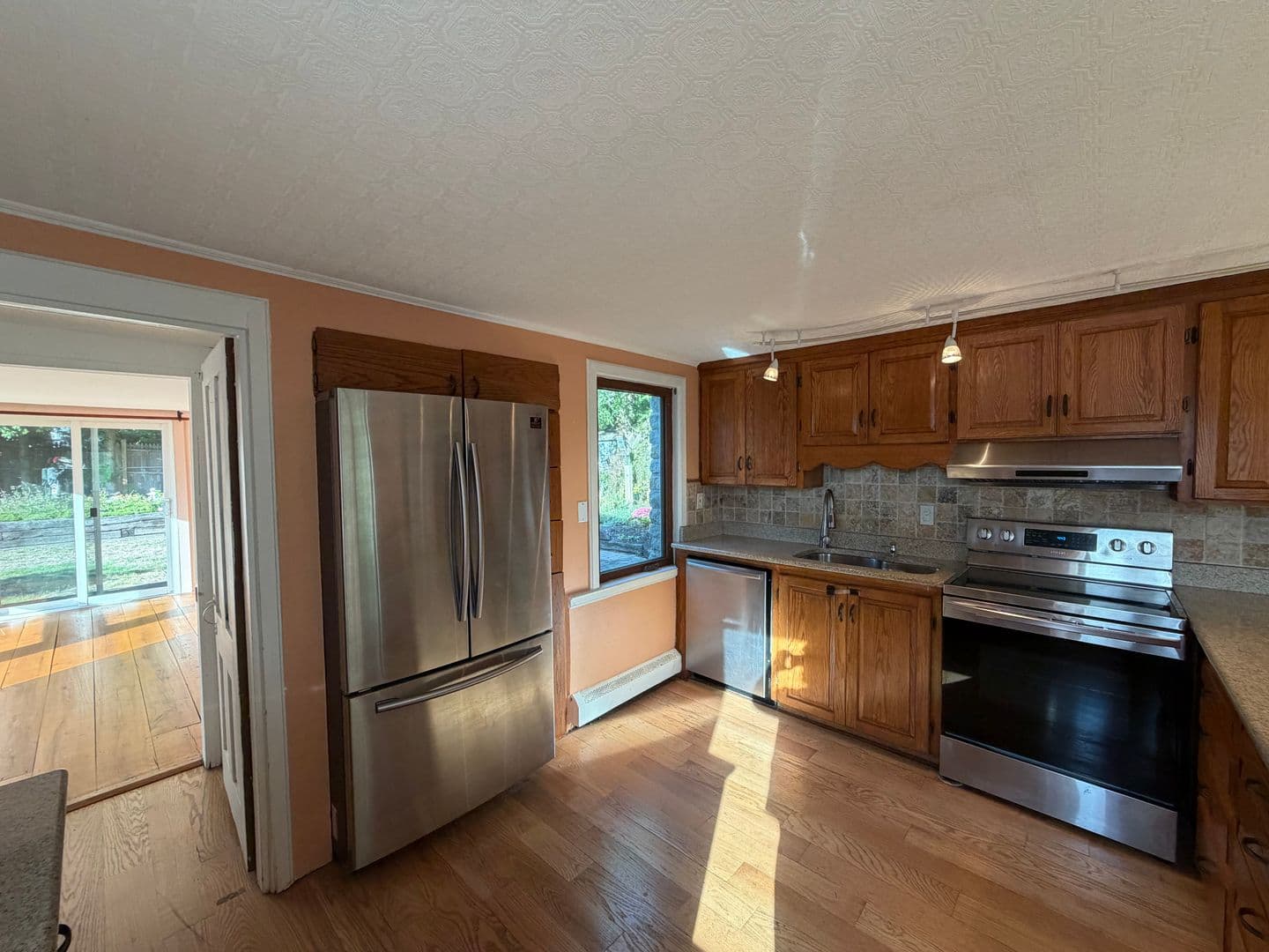 Haverhill House: 1281 Boston Road