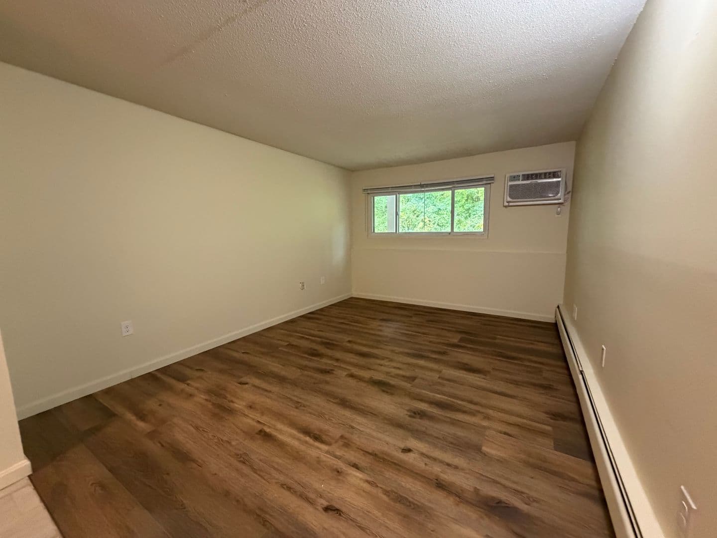 Concord Apartment: 81 Fisherville Road