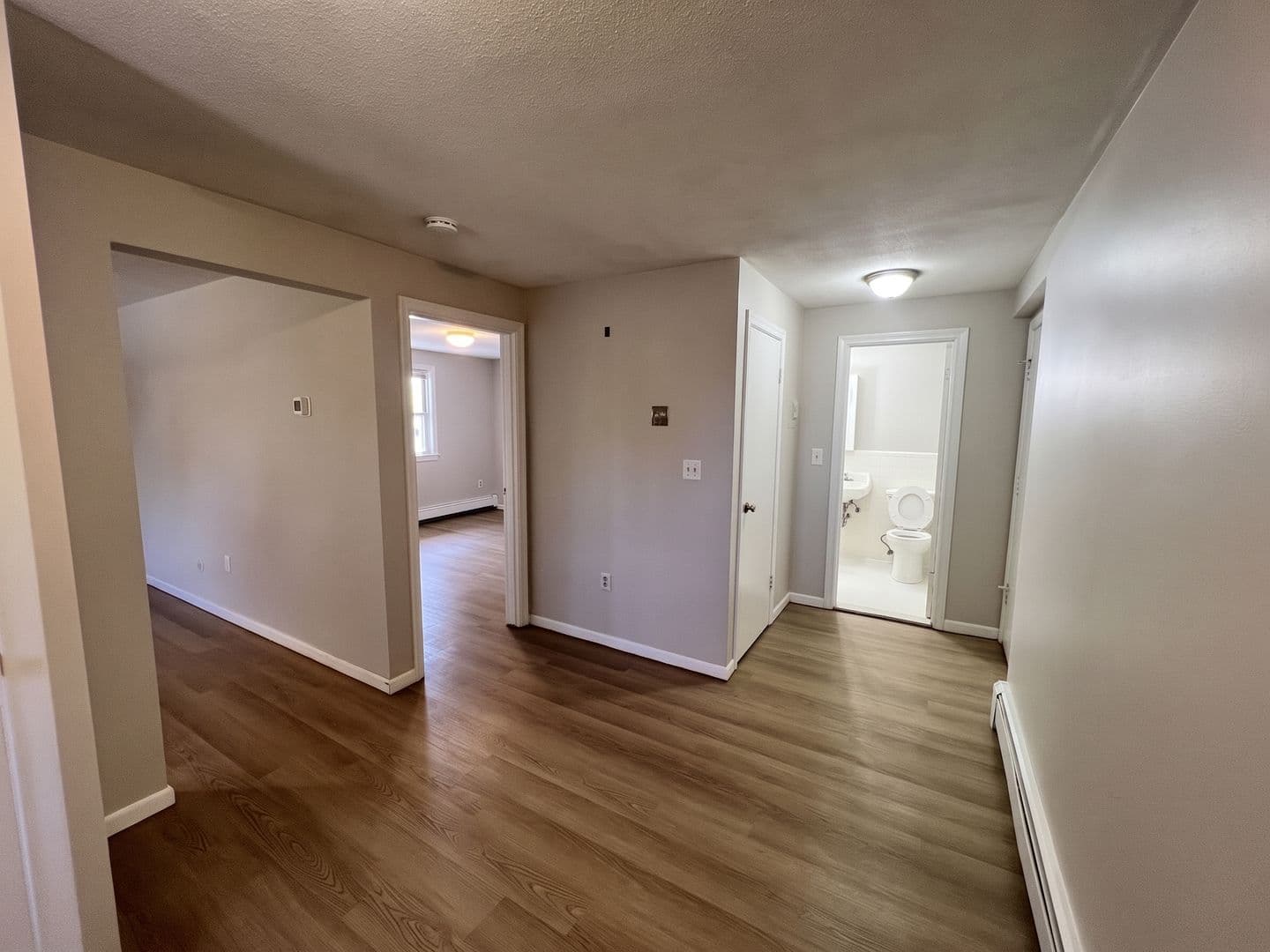 Marlborough Apartment: 83 Pleasant Street