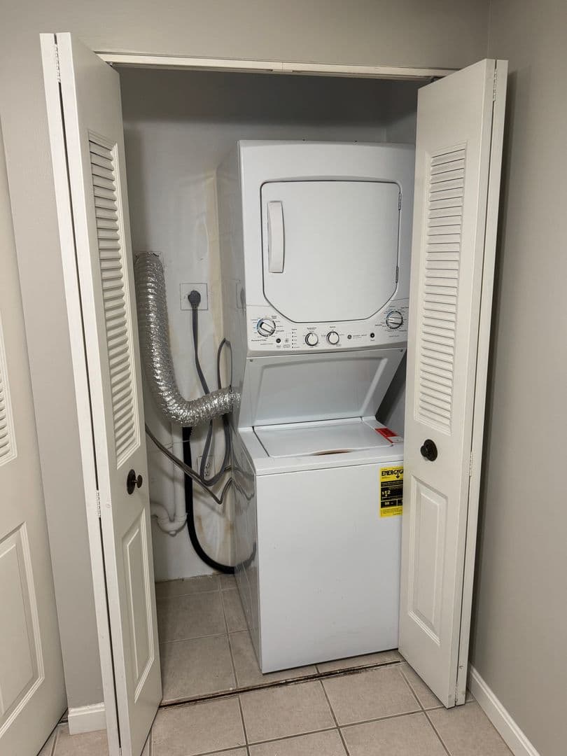 Tyngsboro Condo: 10 Village Lane, unit 9