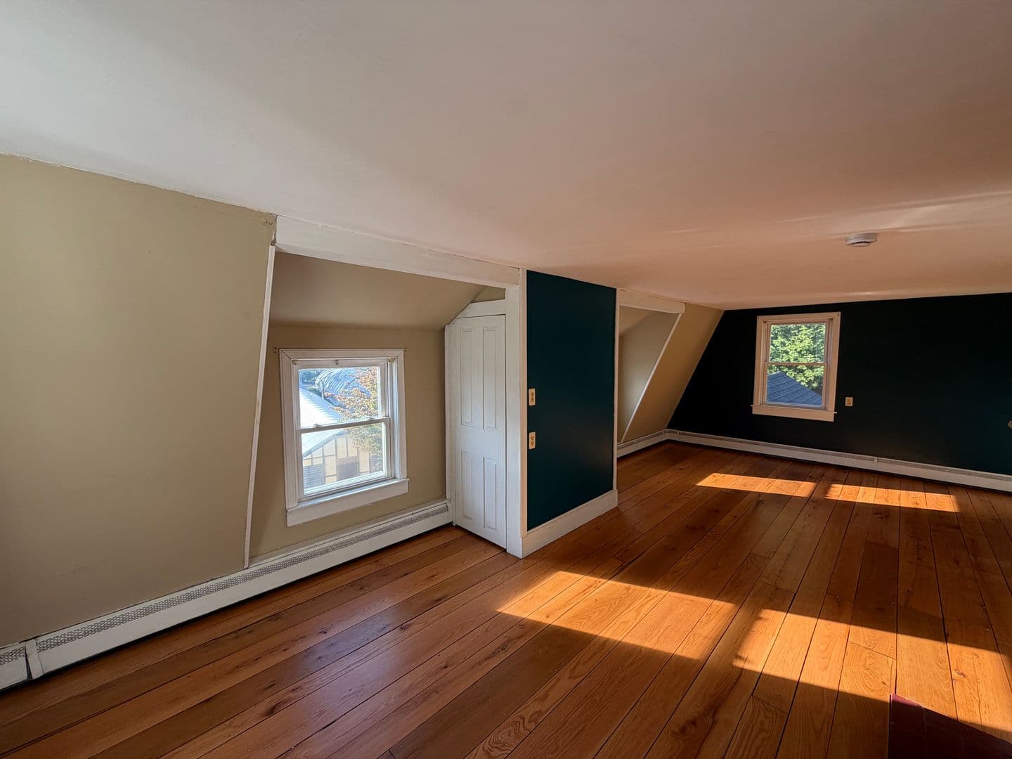 Haverhill House: 1281 Boston Road