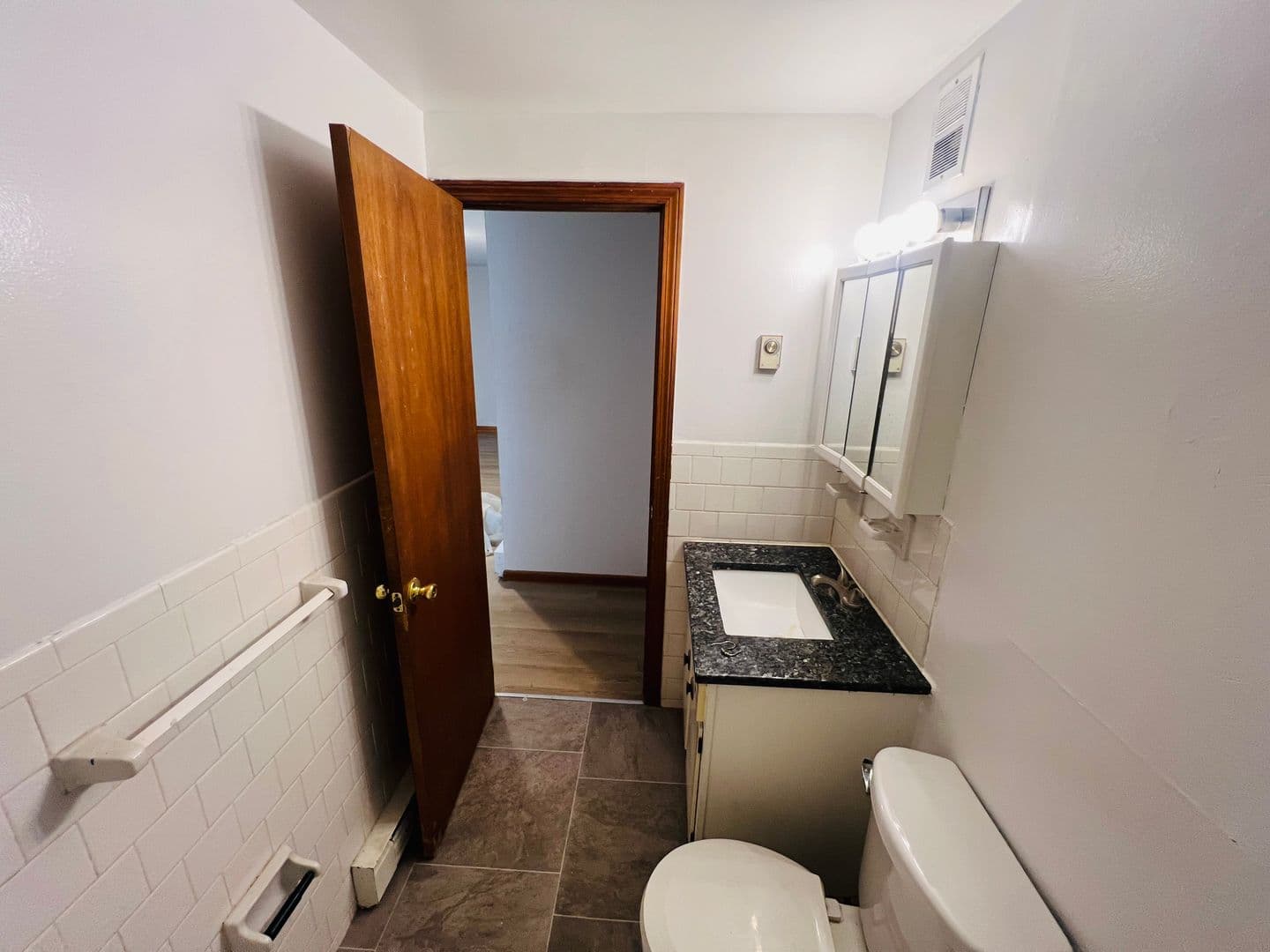 Ayer Apartment: 100.5 Washington Street