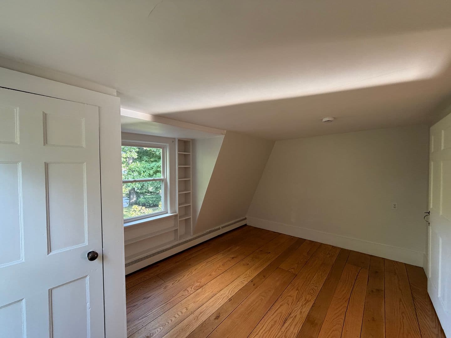 Haverhill House: 1281 Boston Road