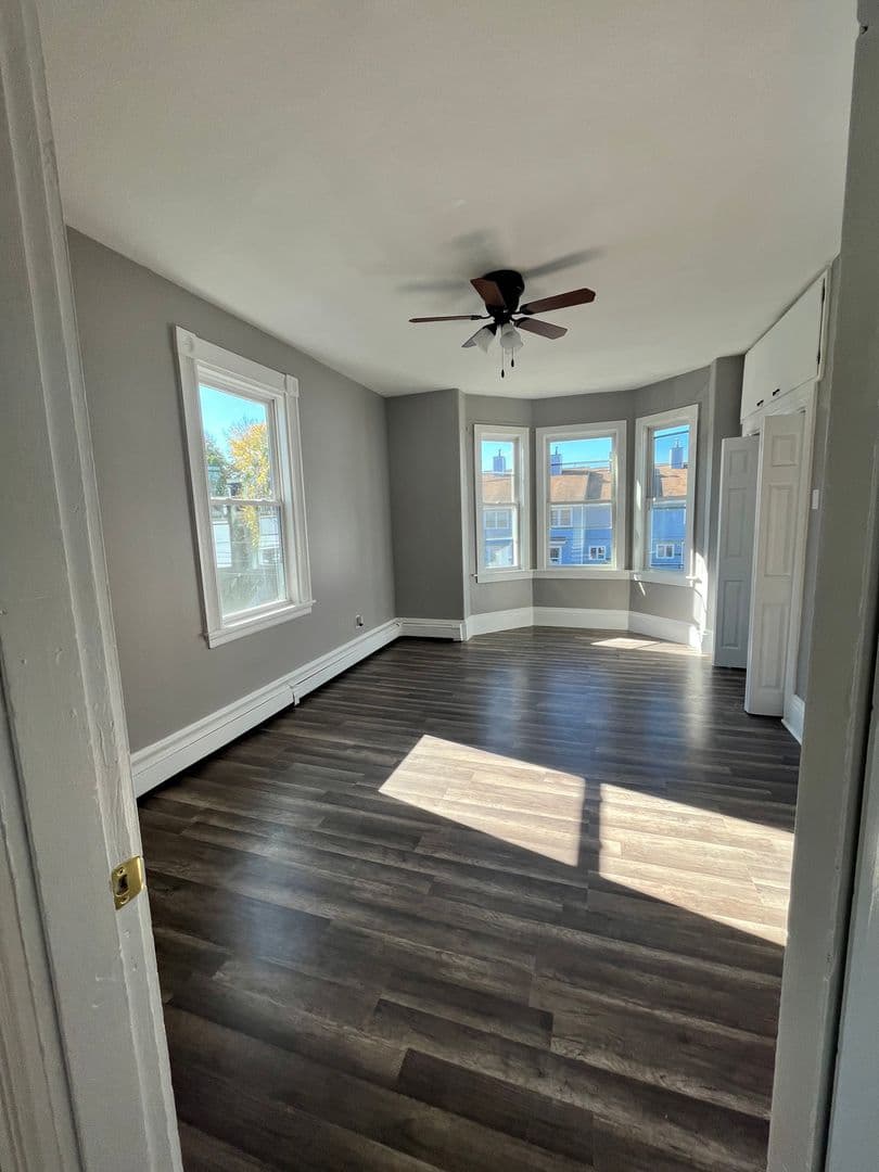 Haverhill Apartment: 117-119 Portland St