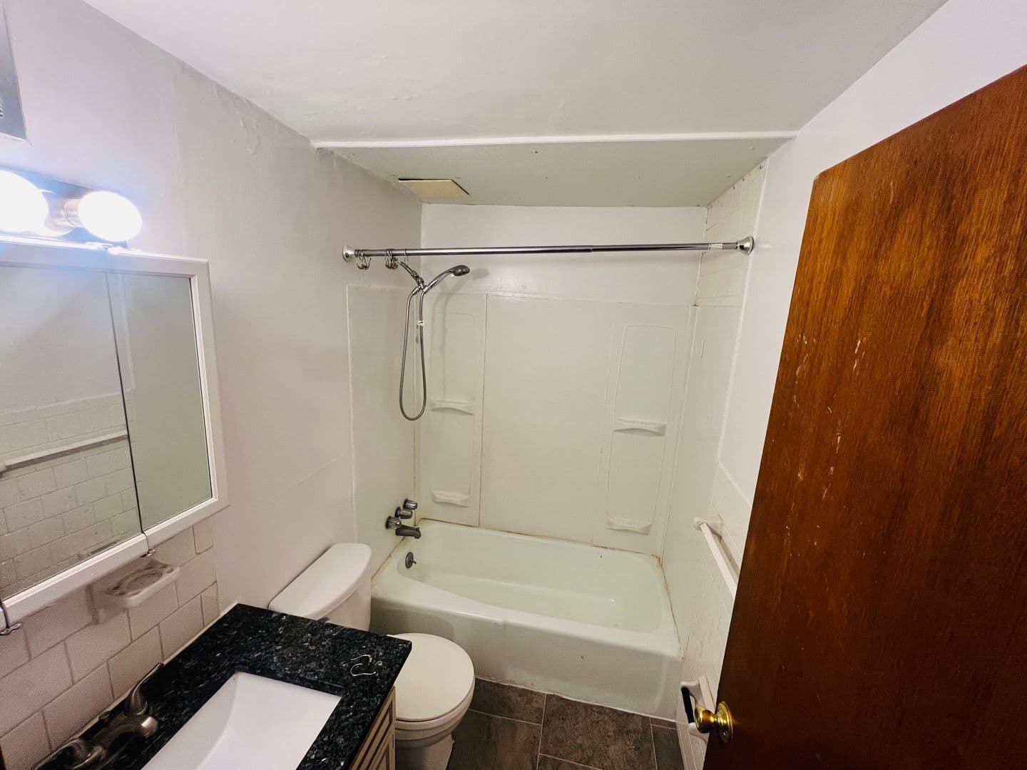 Ayer Apartment: 100.5 Washington Street