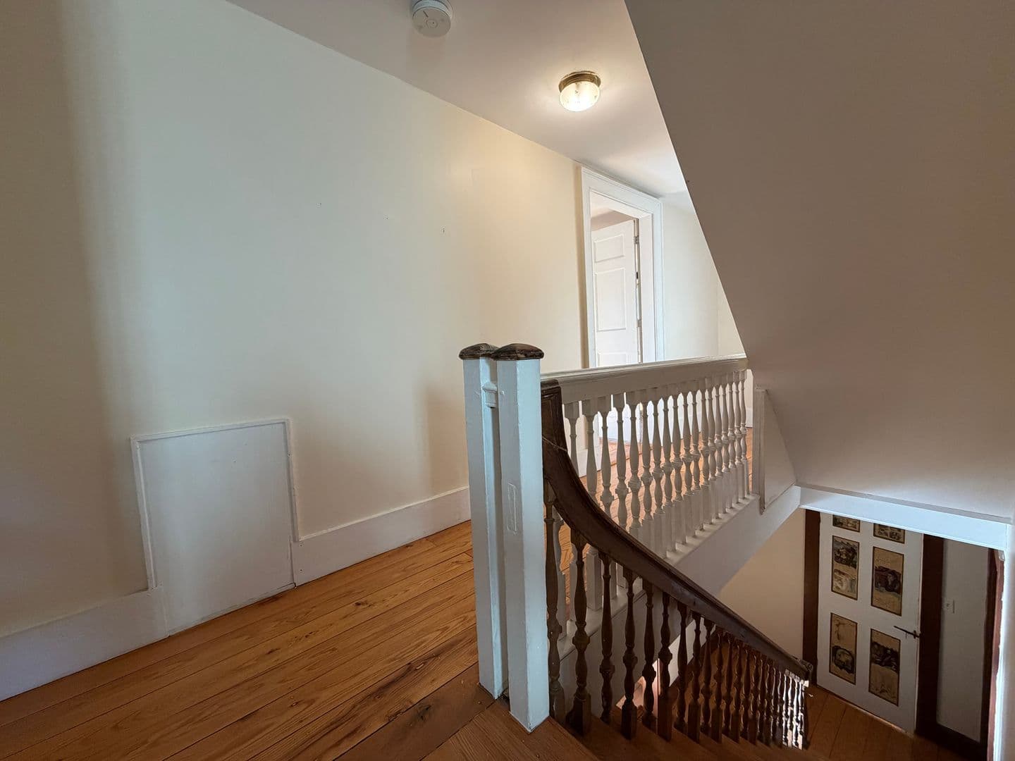 Haverhill House: 1281 Boston Road