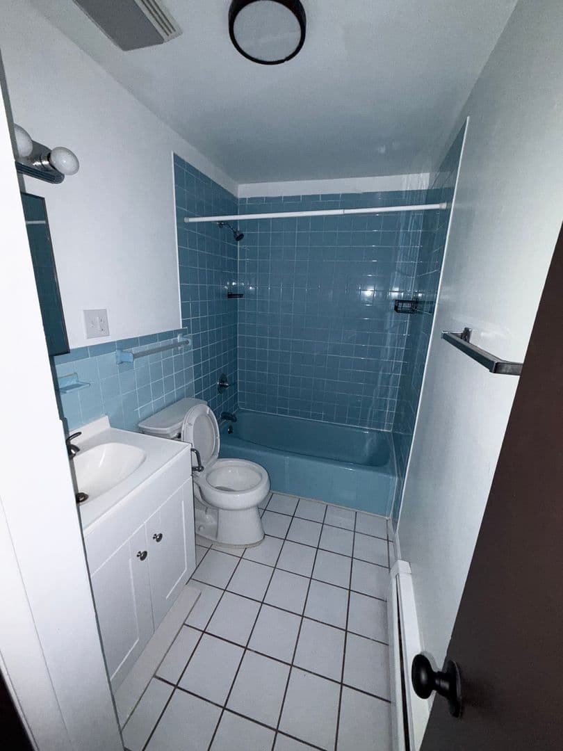 Concord Apartment: 81 Fisherville Road
