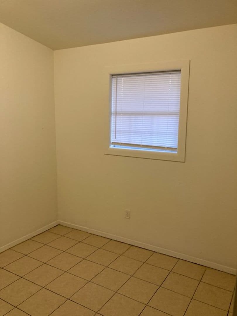 Biloxi House: 516 Austin Street