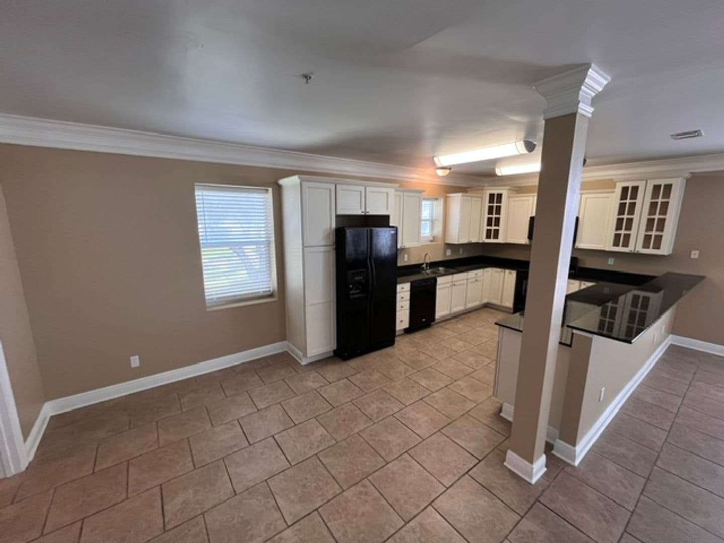 Biloxi House: 1496 Beach Blvd
