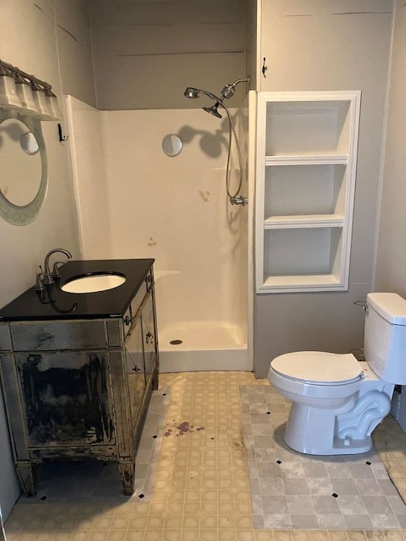 Gulfport House: 1711 Wisteria Street