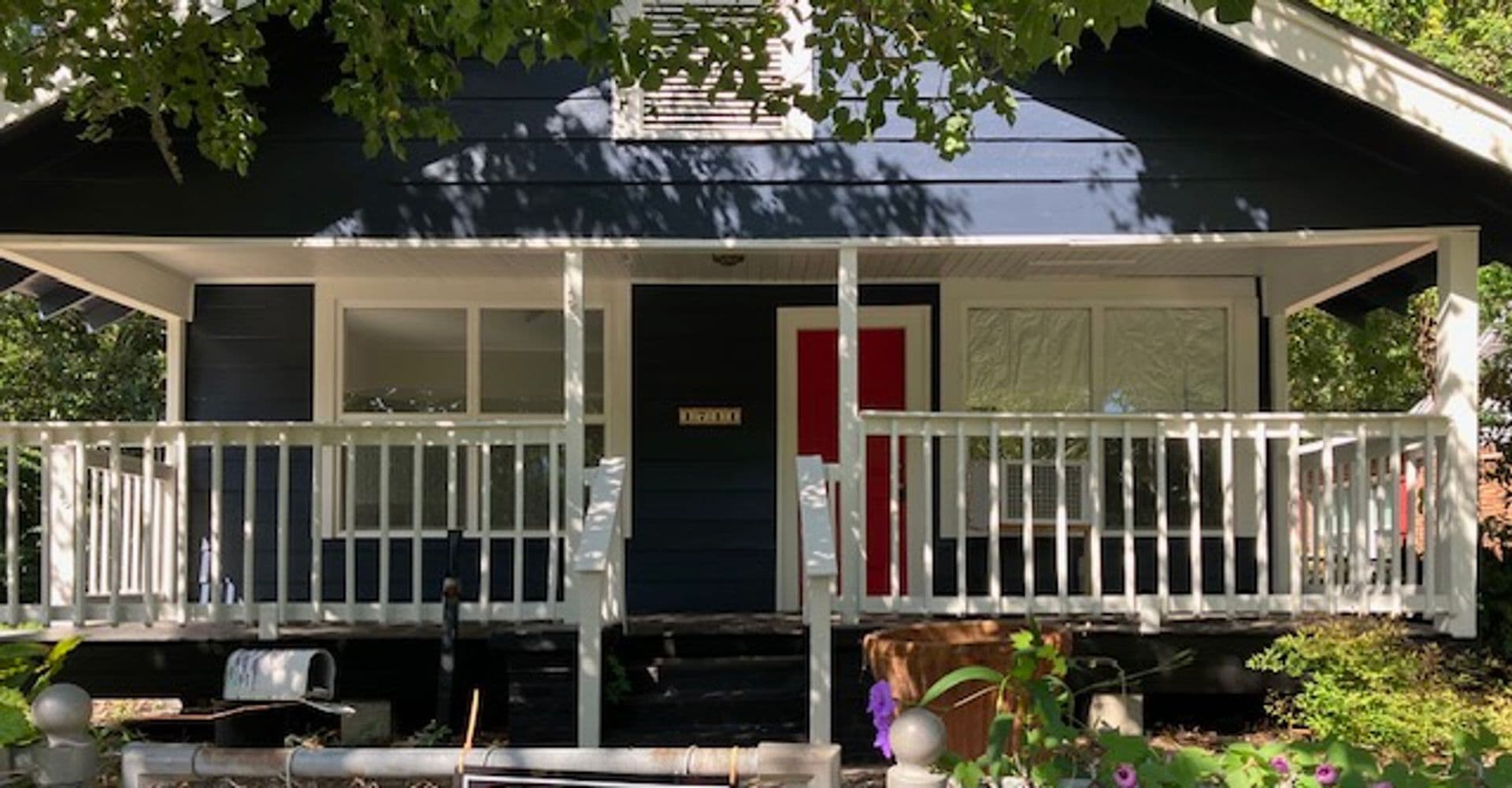 Gulfport House: 1711 Wisteria Street
