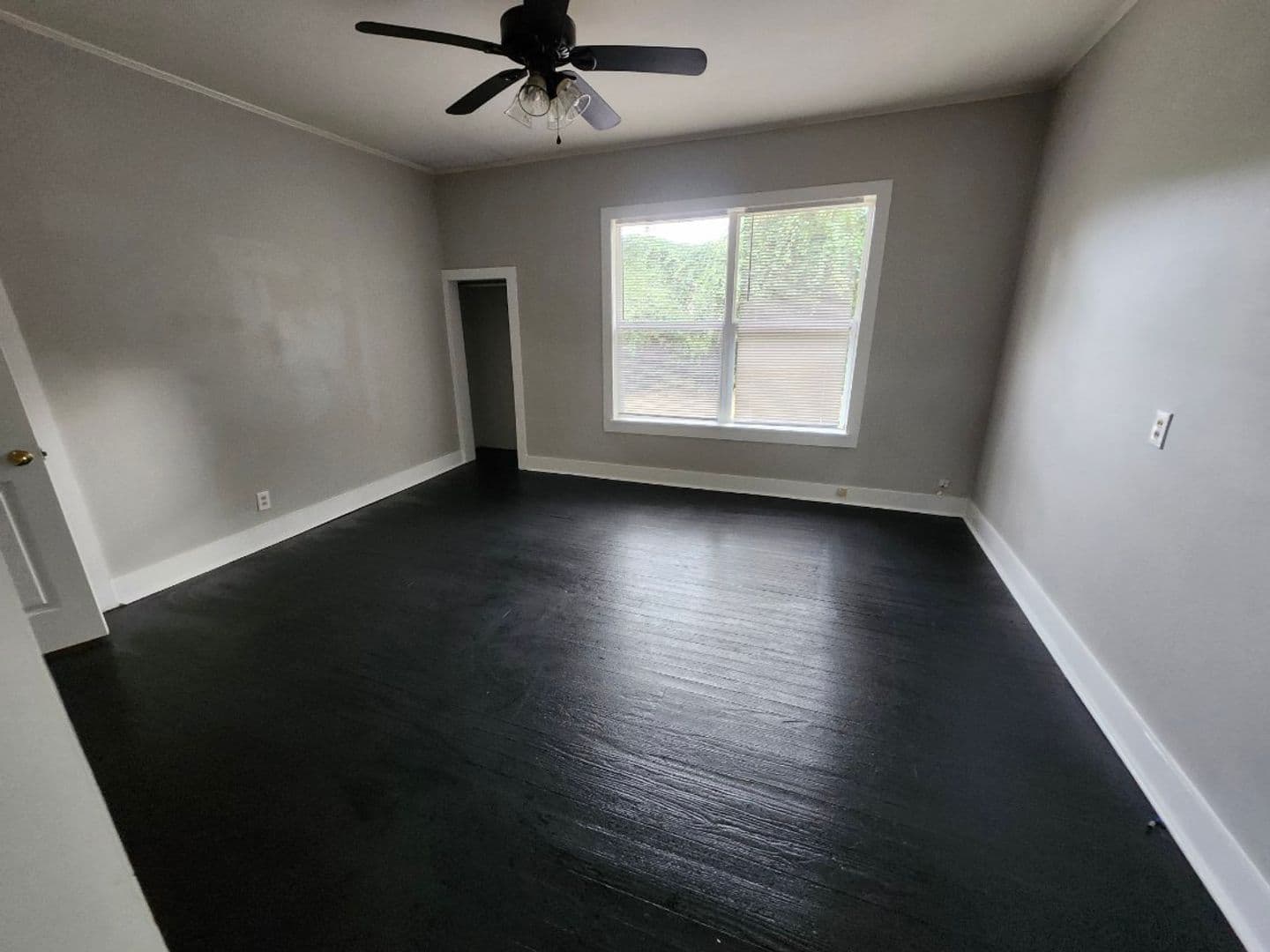 Gulfport House: 1711 Wisteria Street