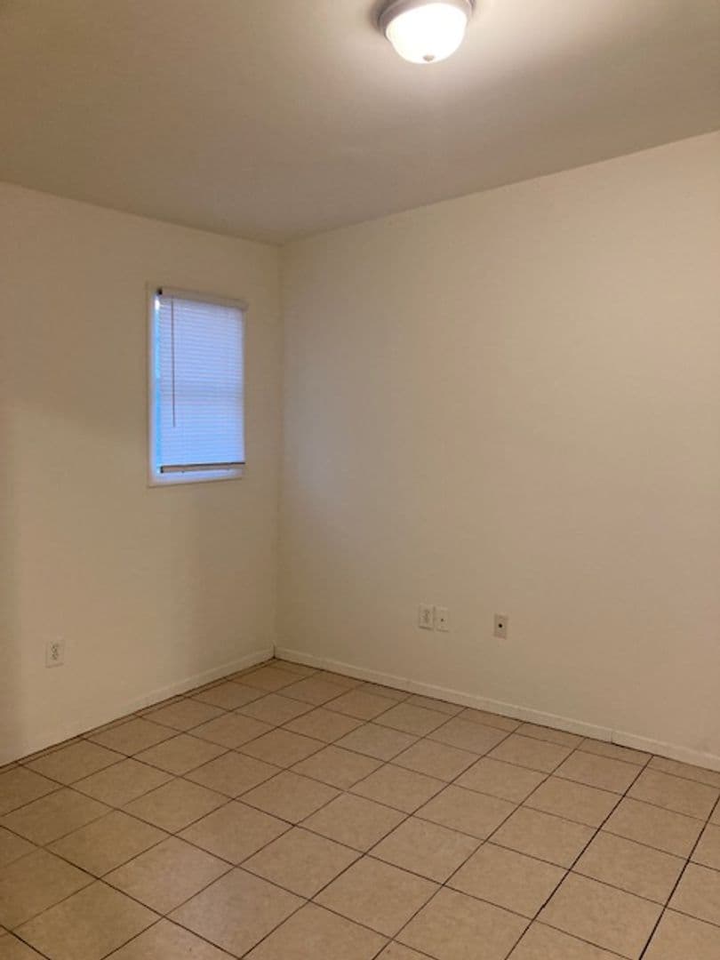 Biloxi House: 516 Austin Street