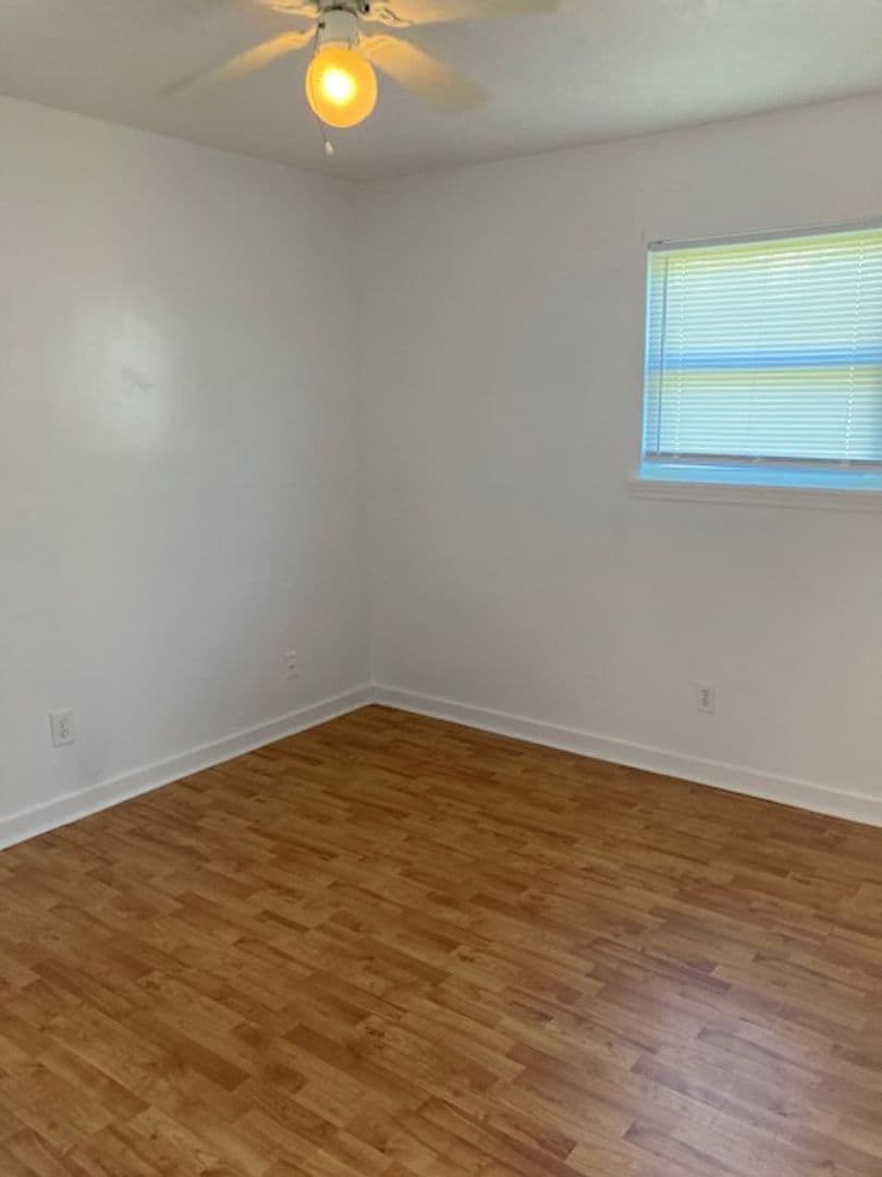 Ocean Springs House: 6564 Columbus Circle