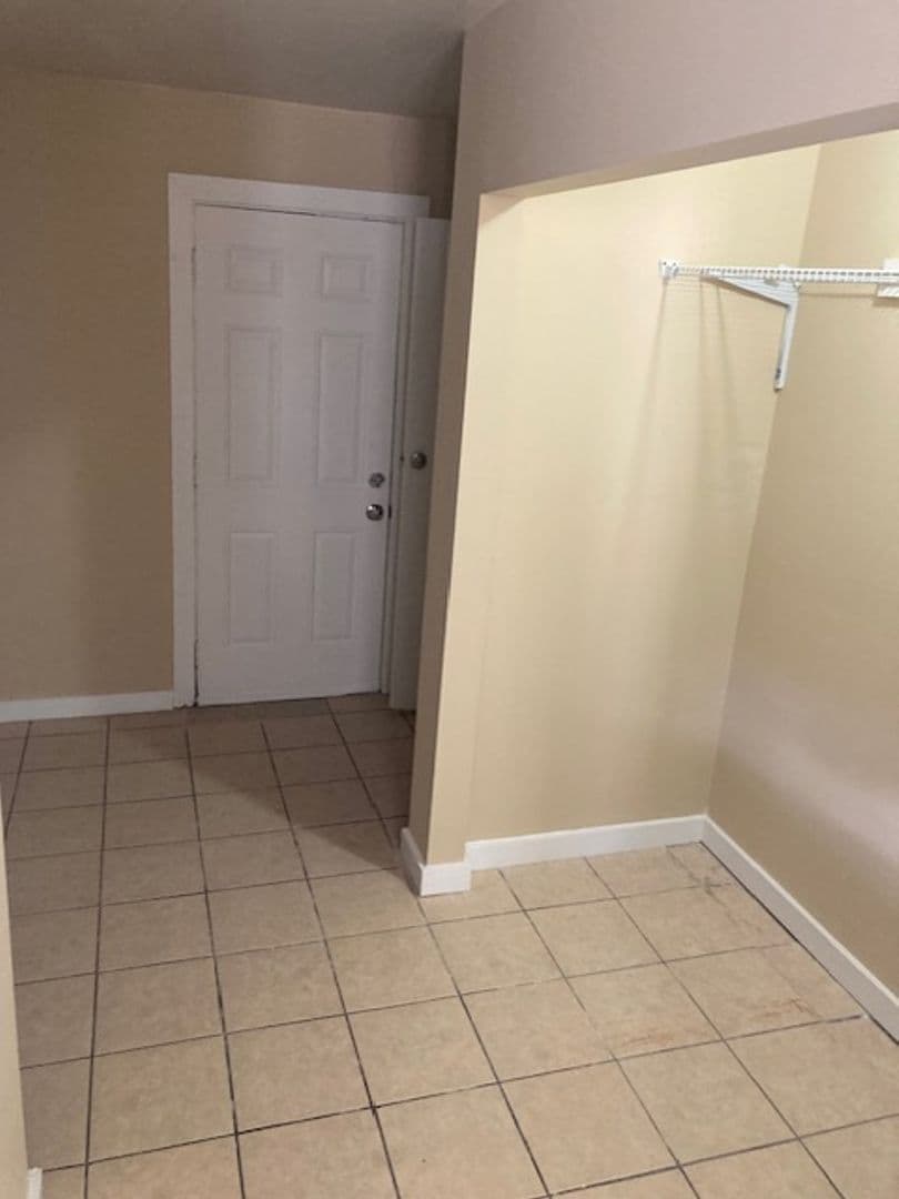 Biloxi House: 335 Rodenberg Ave