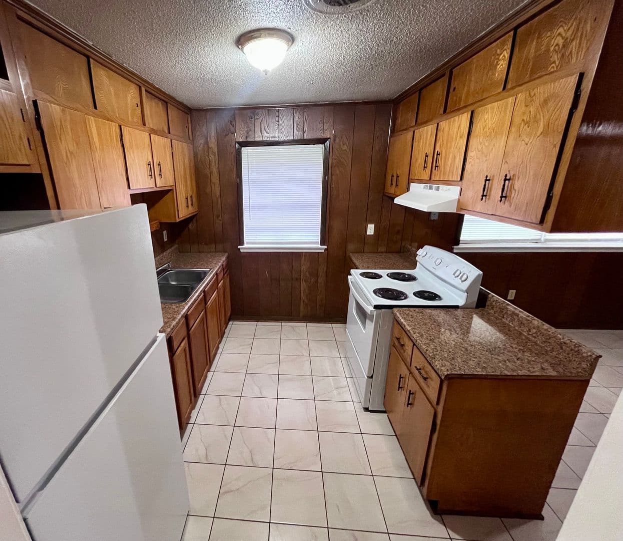 Gautier House: 2437 Linwood Drive