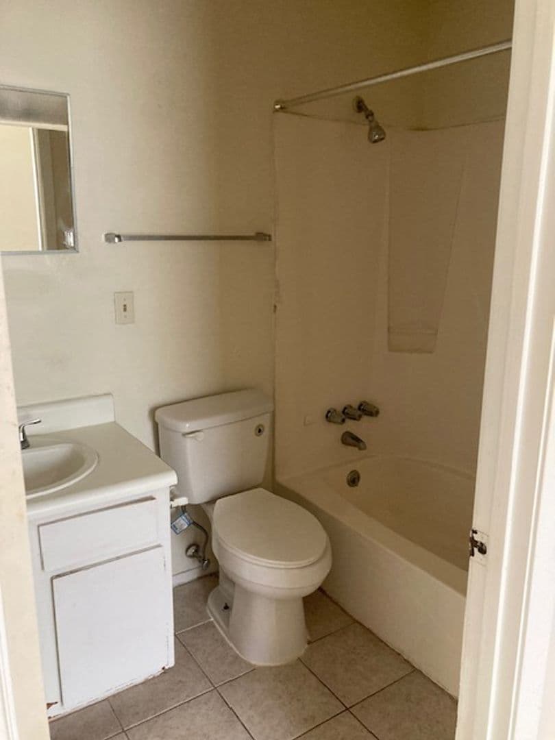 Gulfport Apartment: 1630 Broad Avenue