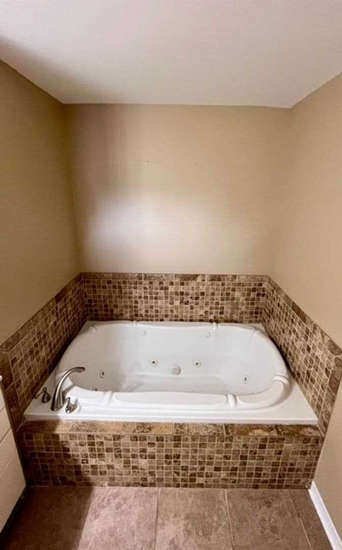 Biloxi House: 1496 Beach Blvd
