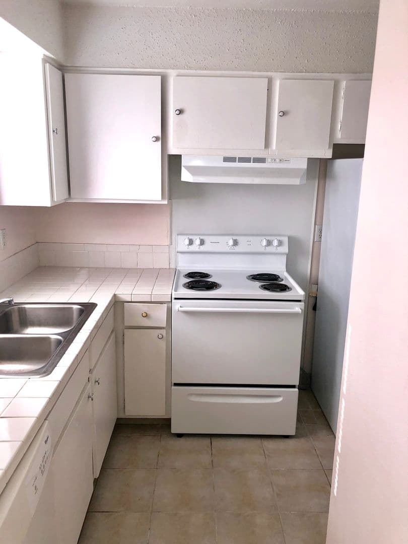 Gulfport Apartment: 1630 Broad Avenue