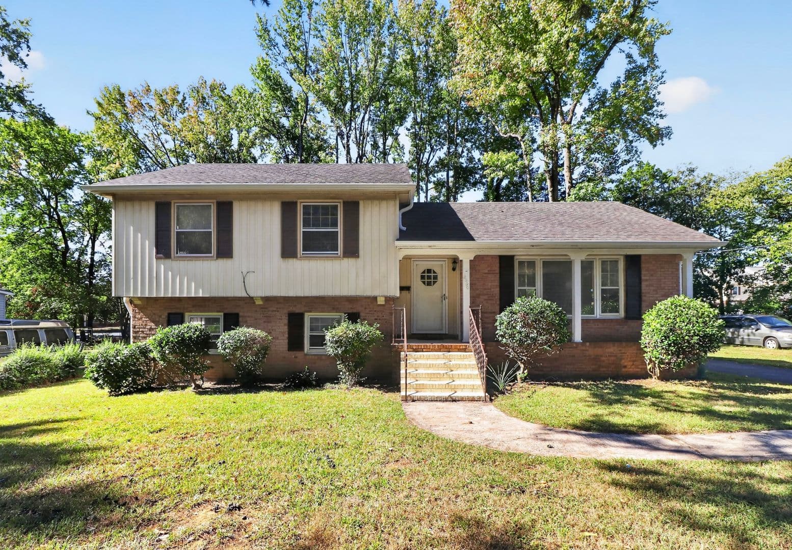 Charlotte House: 5200 Amity Place