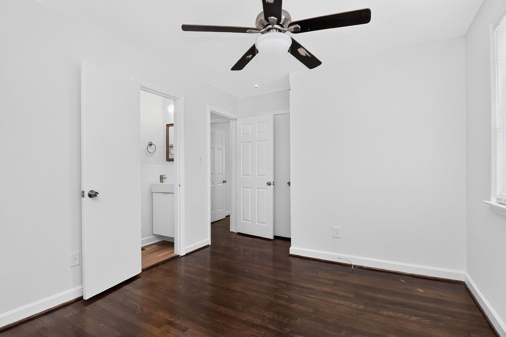 Charlotte House: 4914 Unaka Avenue