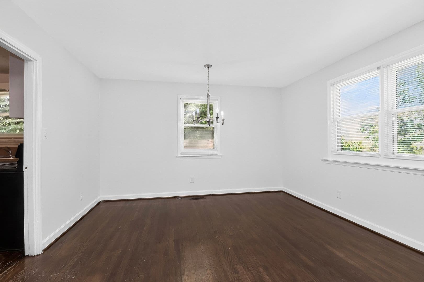 Charlotte House: 4914 Unaka Avenue