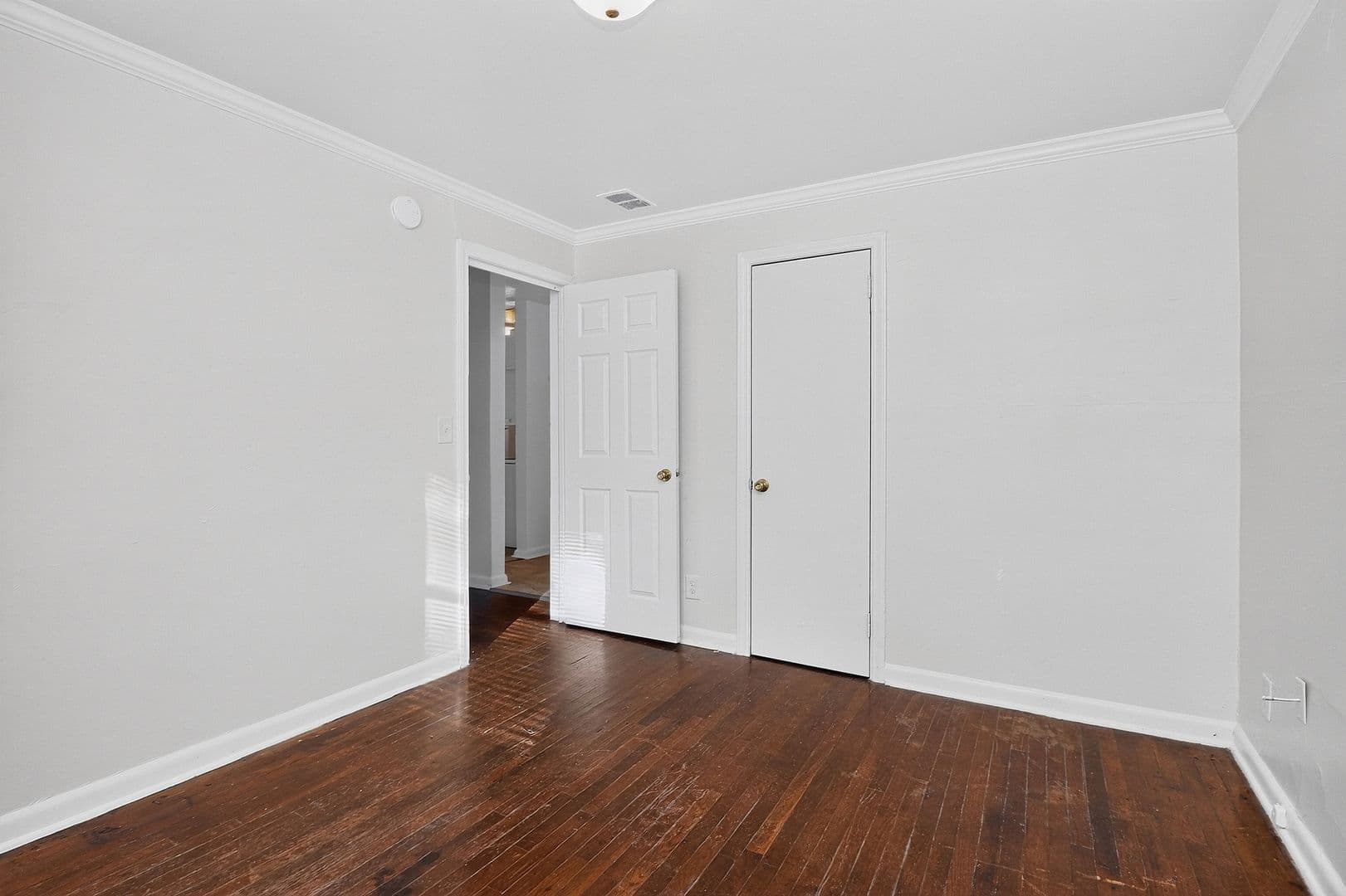 Charlotte House: 2414 Wilson Avenue