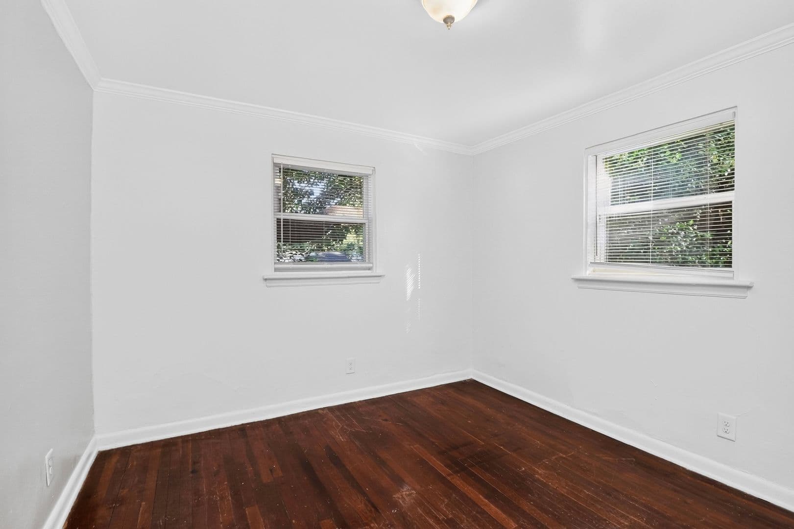 Charlotte House: 2414 Wilson Avenue