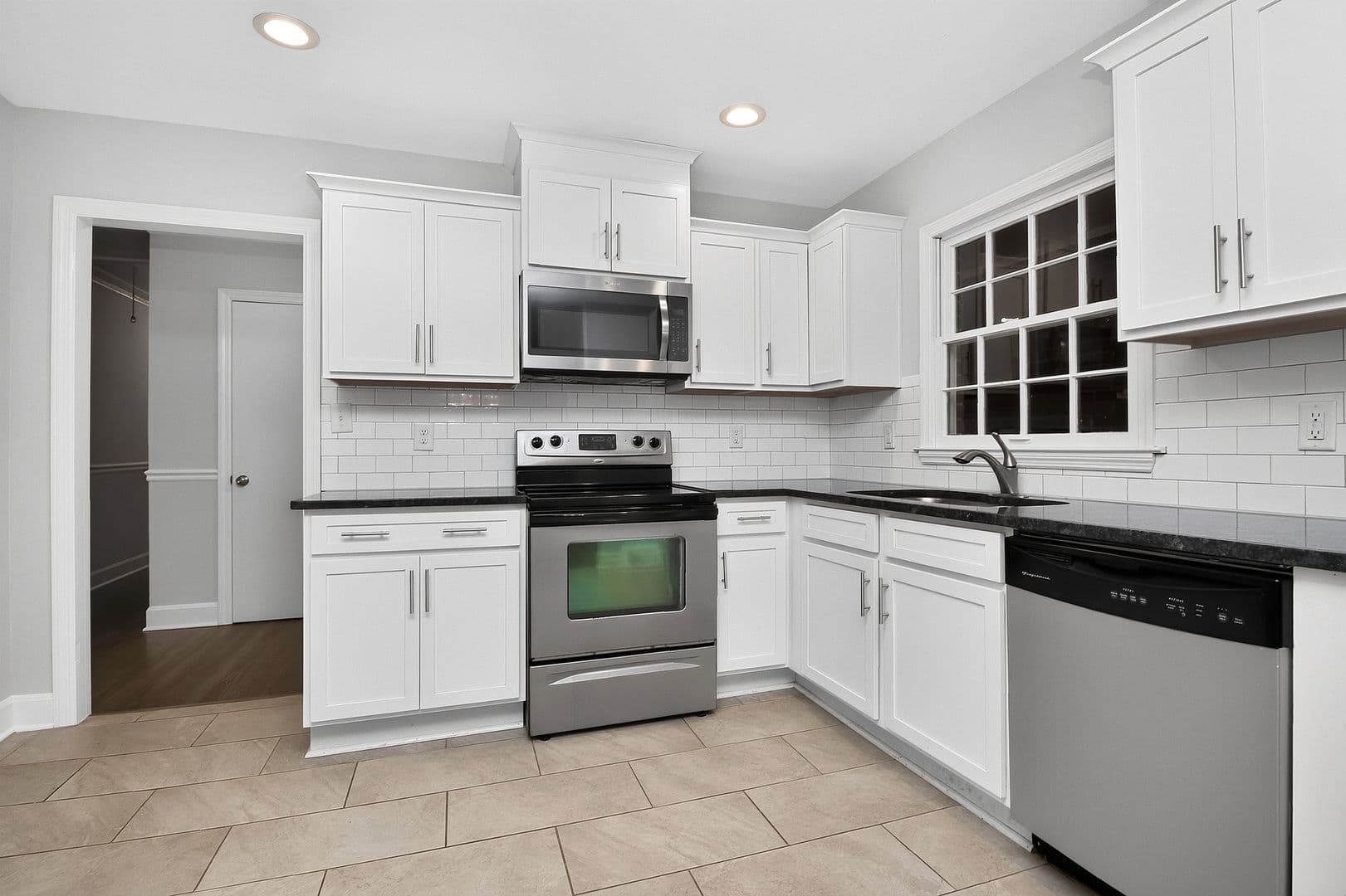 Charlotte House: 2600 Selwyn Avenue