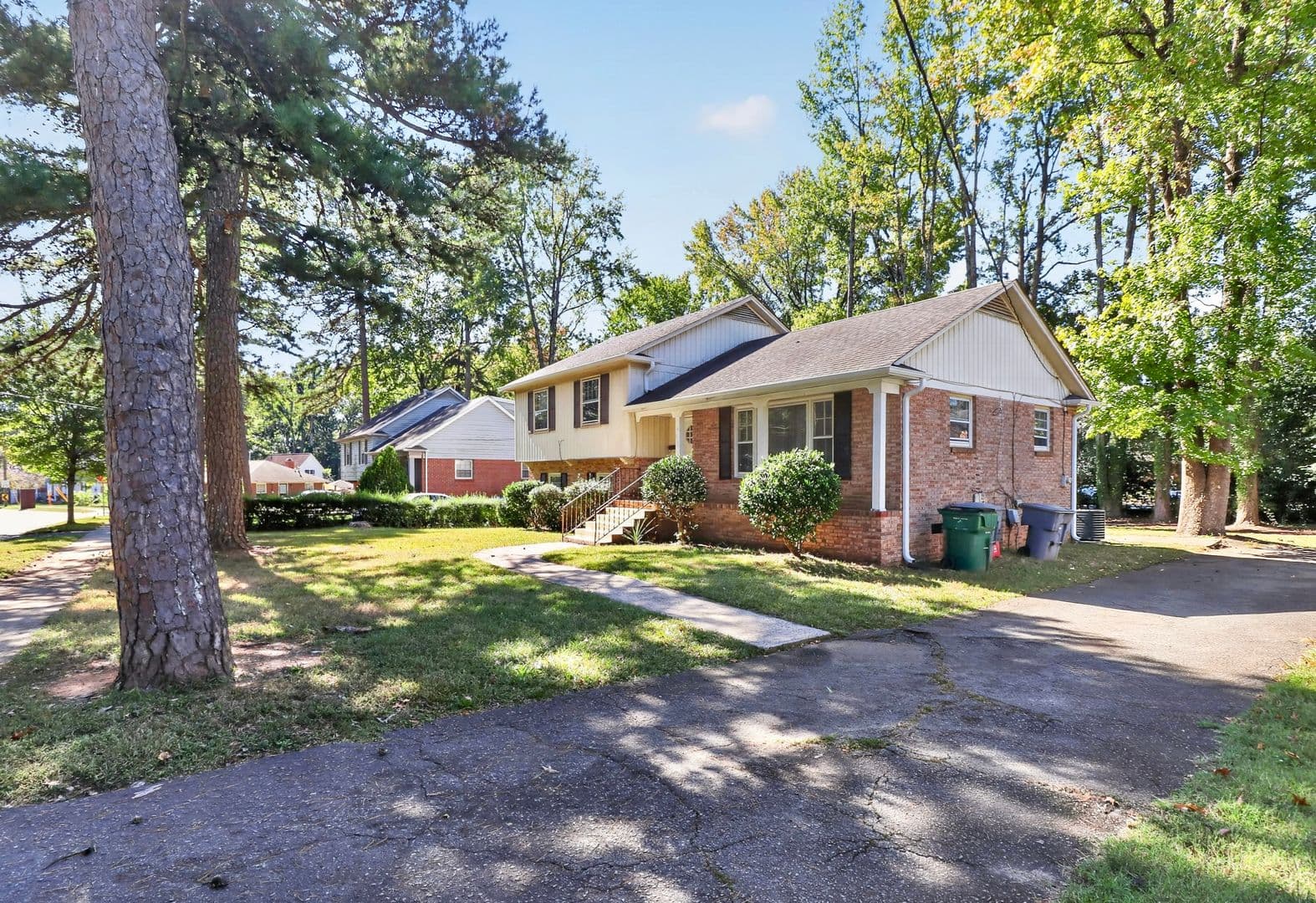 Charlotte House: 5200 Amity Place