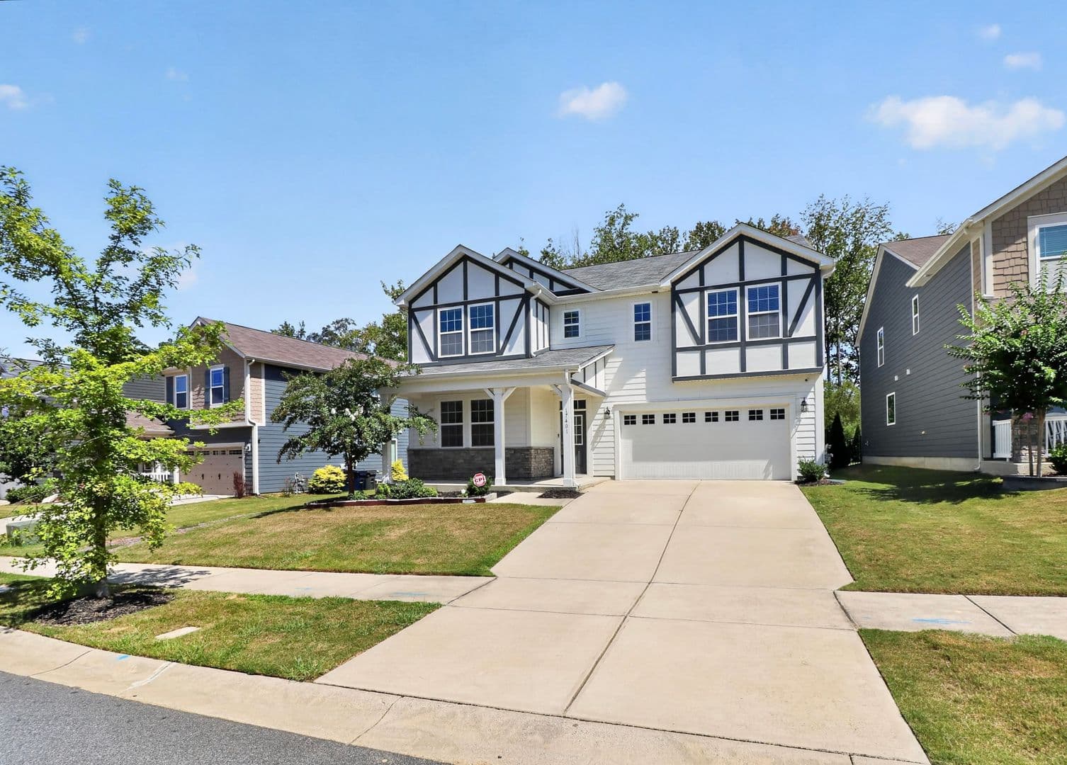 Huntersville House: 17401 Carolina Hickory Drive