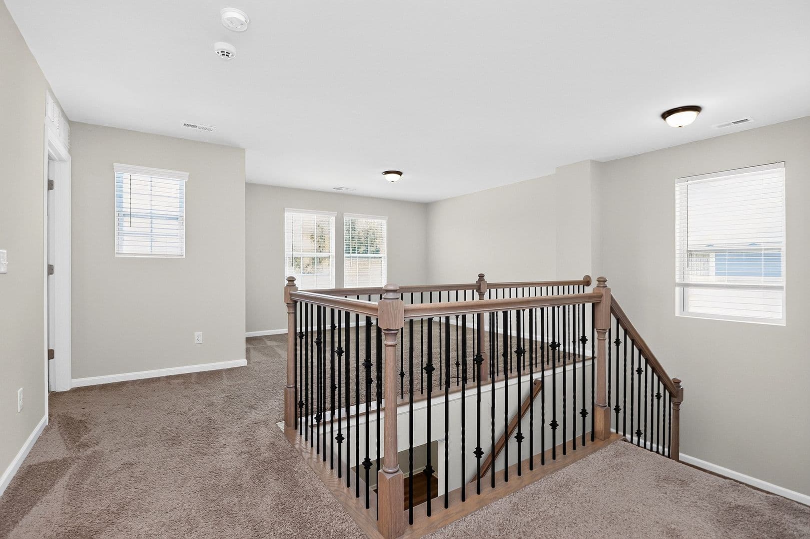 Huntersville House: 17401 Carolina Hickory Drive