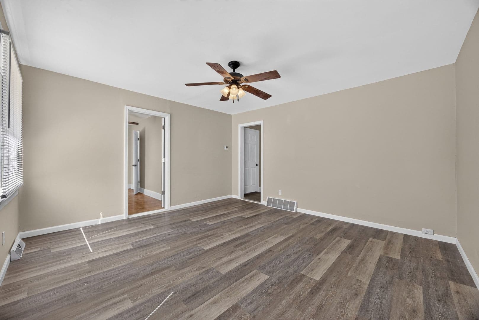 West Columbia House: 410 Graham Street