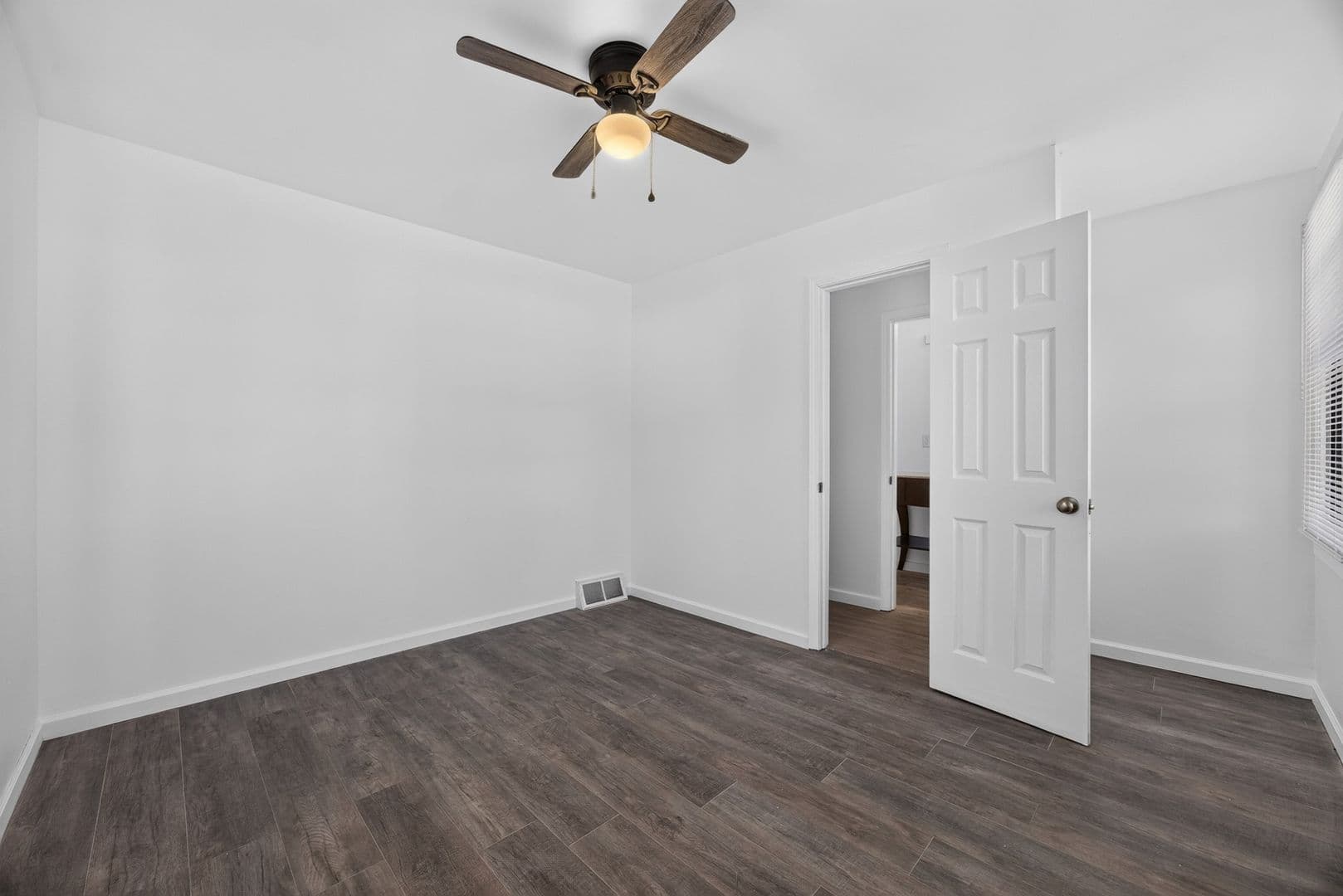 West Columbia House: 410 Graham Street