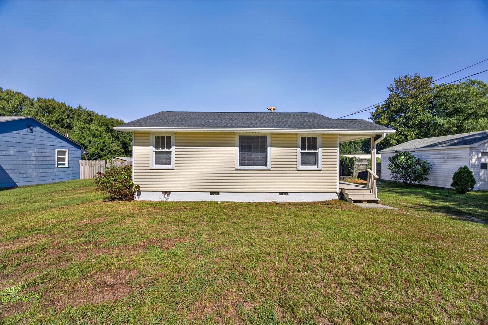West Columbia House: 410 Graham Street
