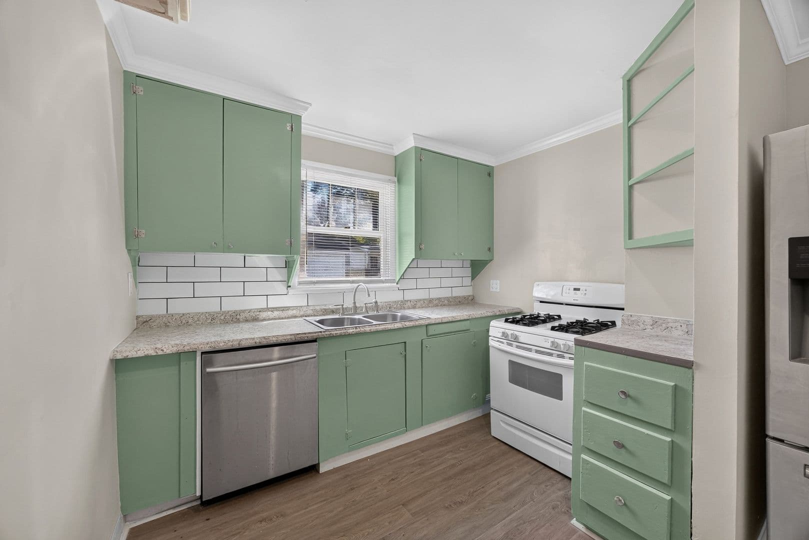 West Columbia House: 410 Graham Street
