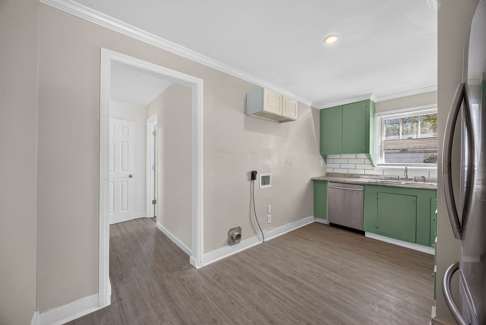 West Columbia House: 410 Graham Street