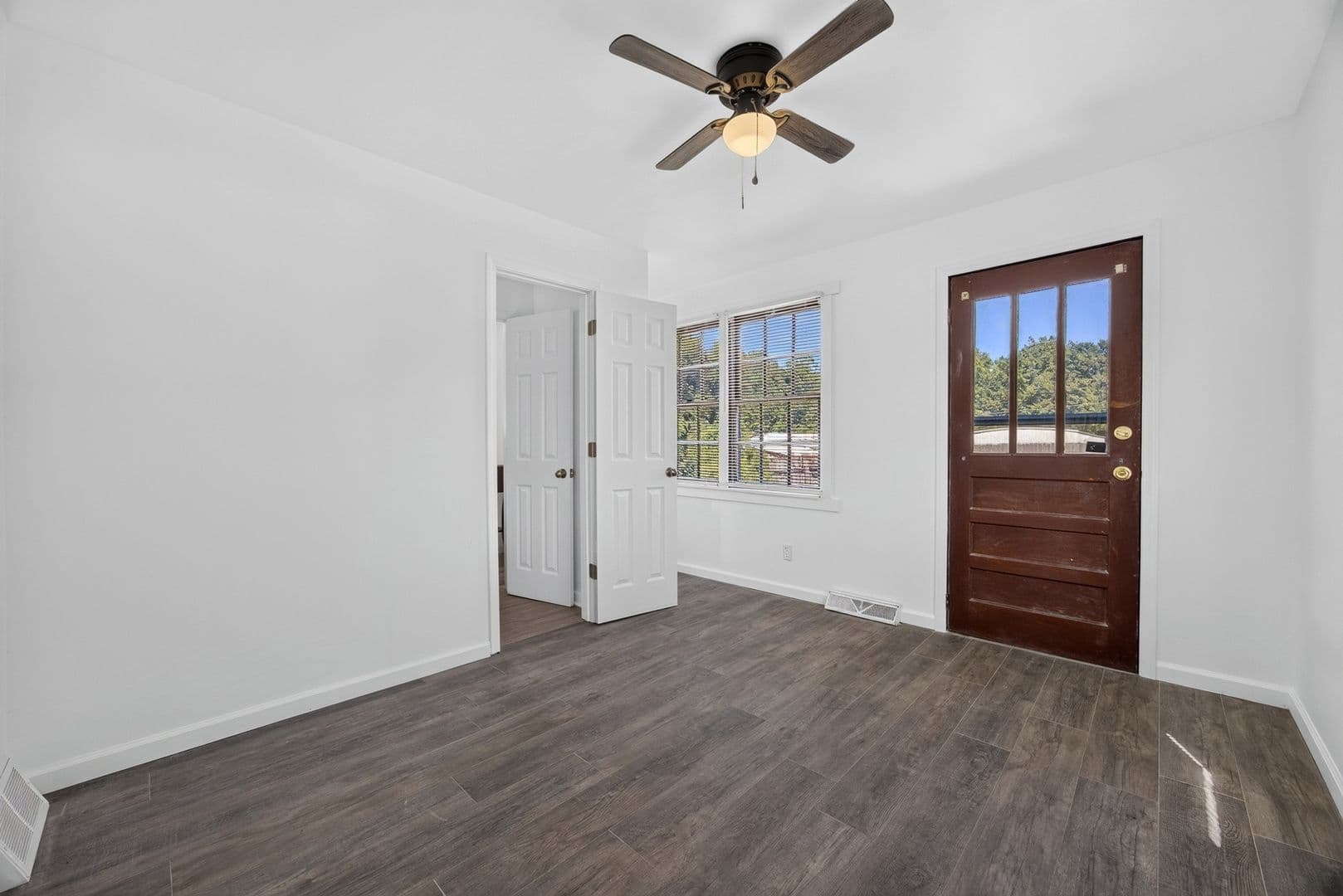 West Columbia House: 410 Graham Street