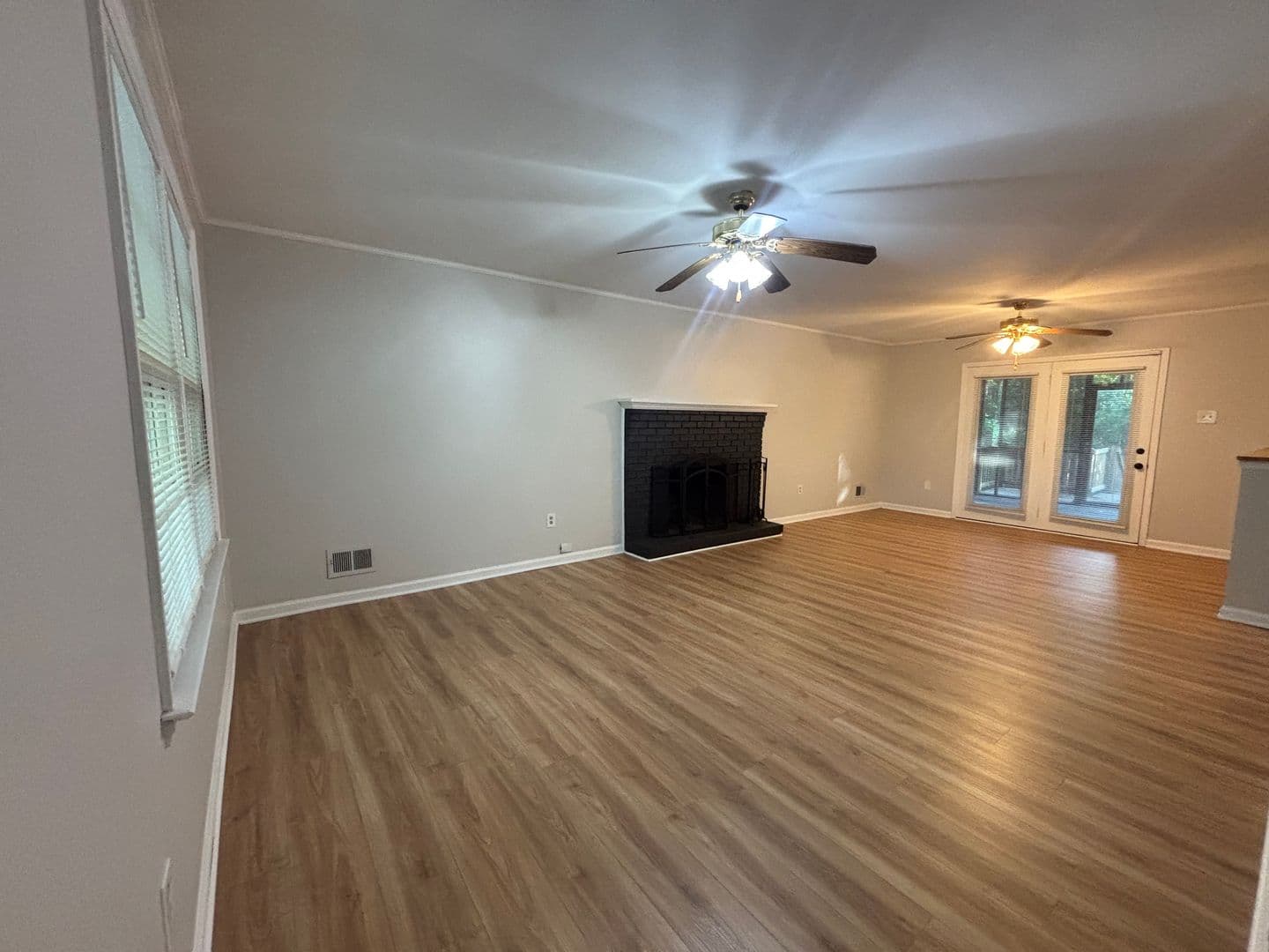 Columbia House: 132 Garden Springs Road