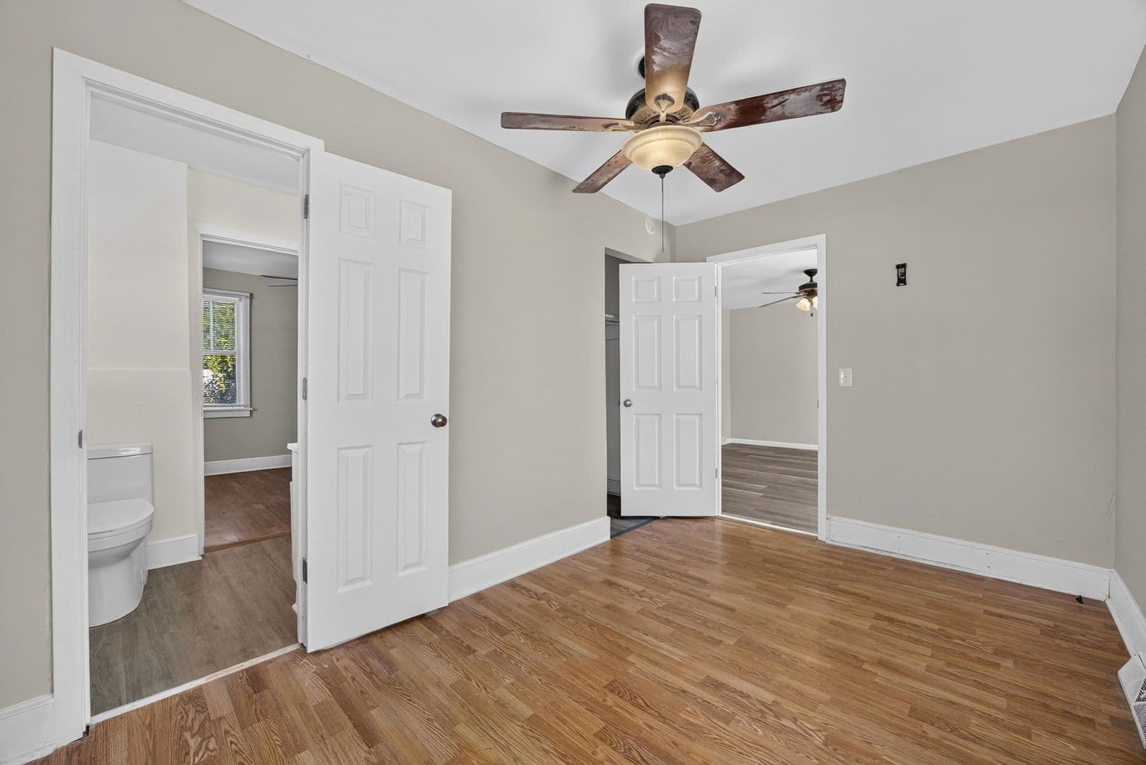 West Columbia House: 410 Graham Street
