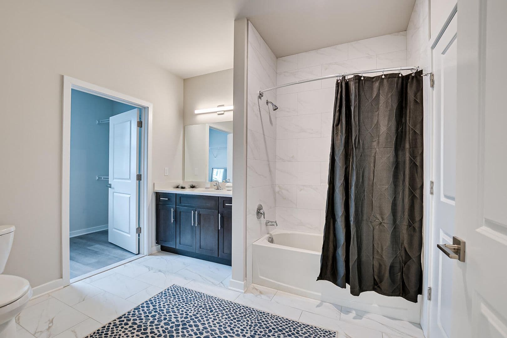 Edison Apartment: 463 Old Post Road