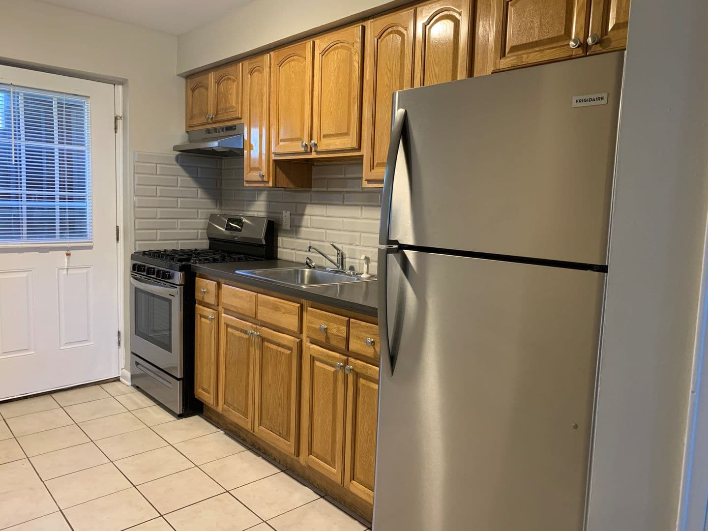 Edison Apartment: 303 Plainfield Ave